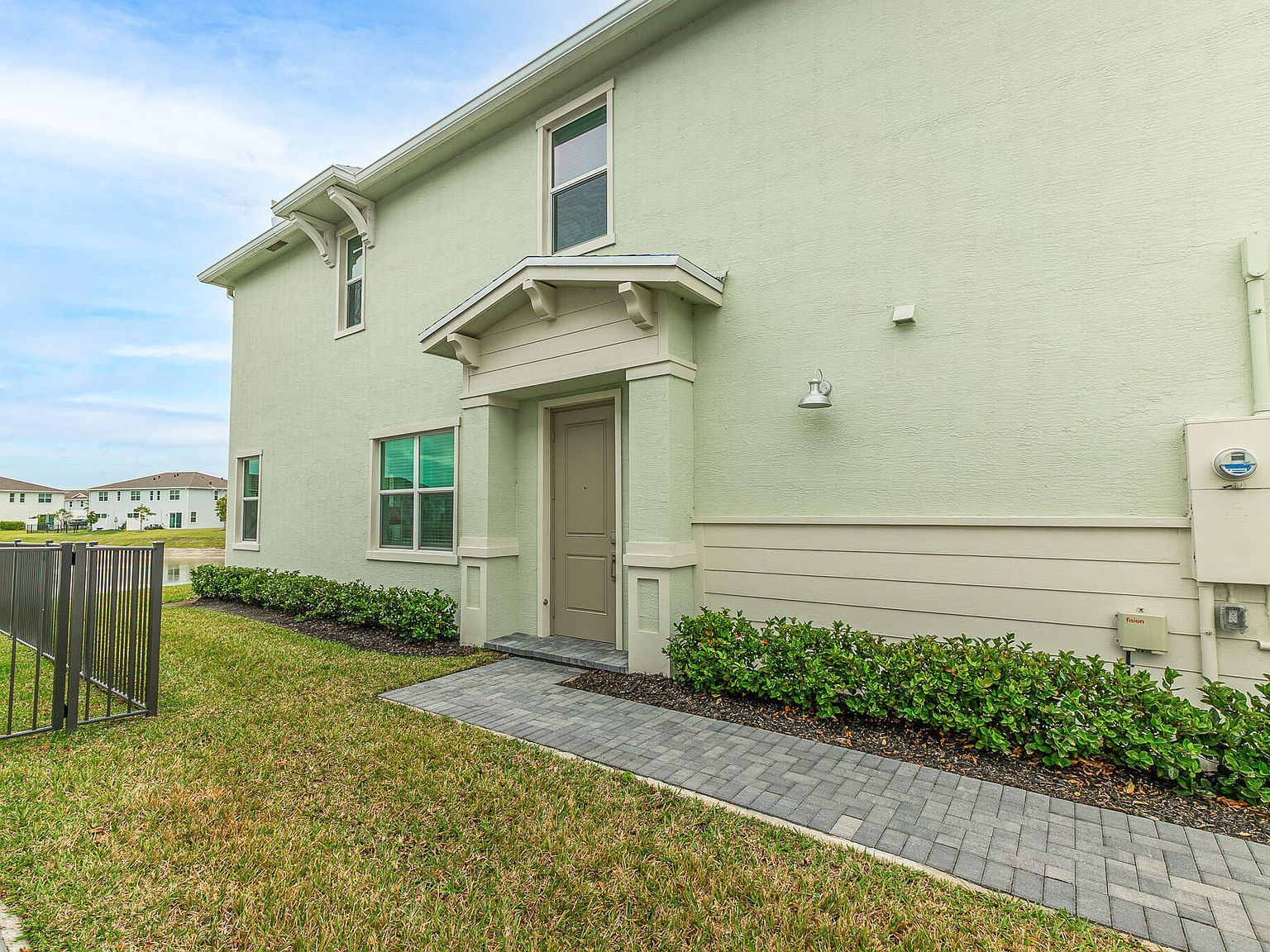 663 SE Lake Falls St Port Saint Lucie, FL 34984 - Thumbnail 5