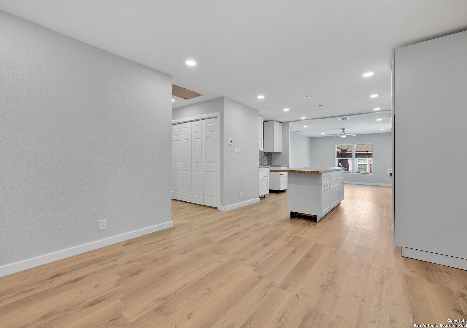 1126 W Lullwood Ave San Antonio, TX 78201 - Thumbnail 5