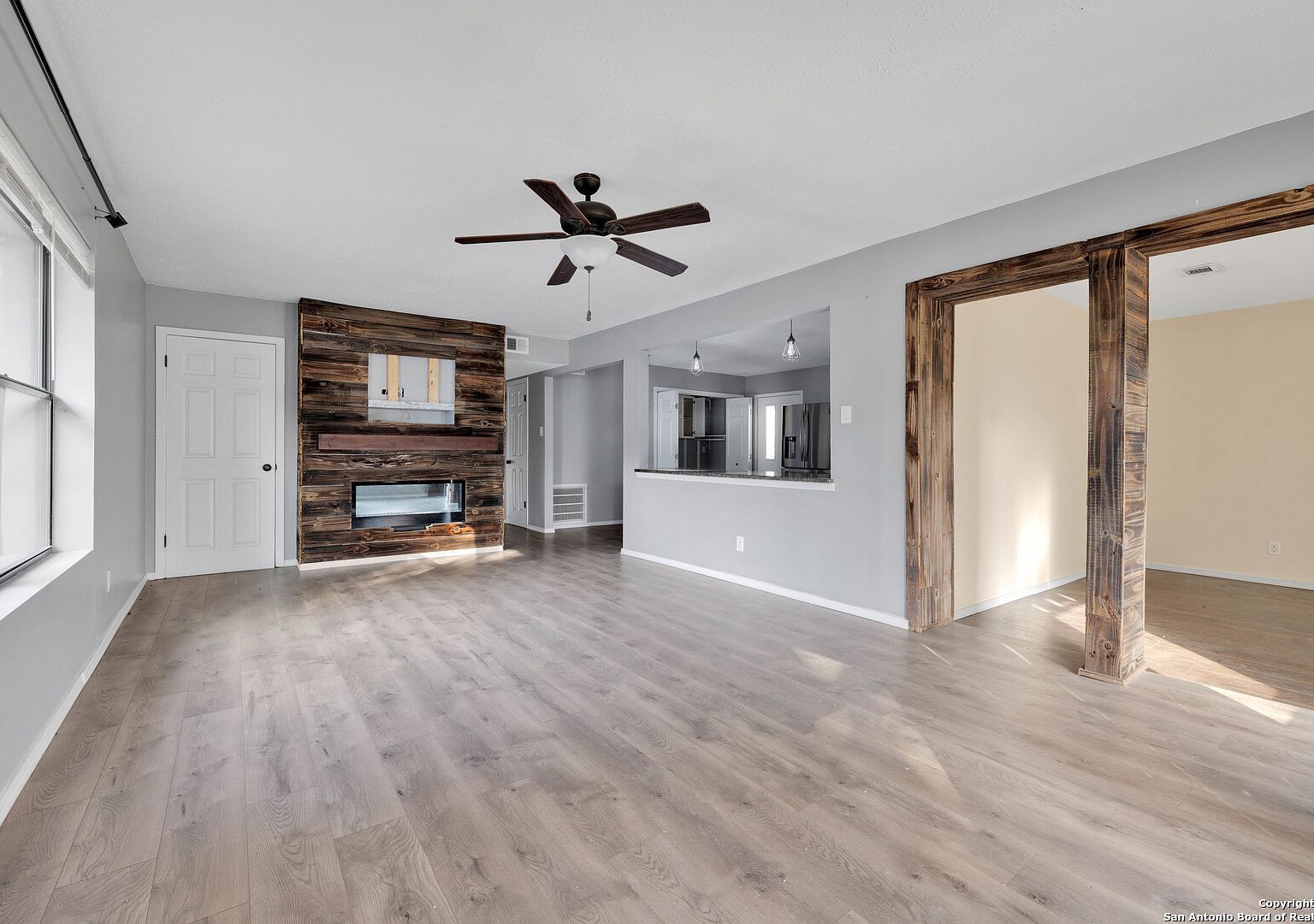 319 Pearl St Kerrville, TX 78028 - Thumbnail 5