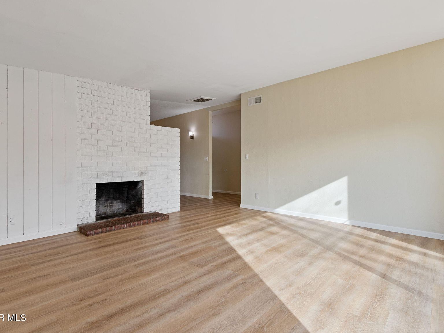 1132 W Holguin St Lancaster, CA 93534 - Thumbnail 5