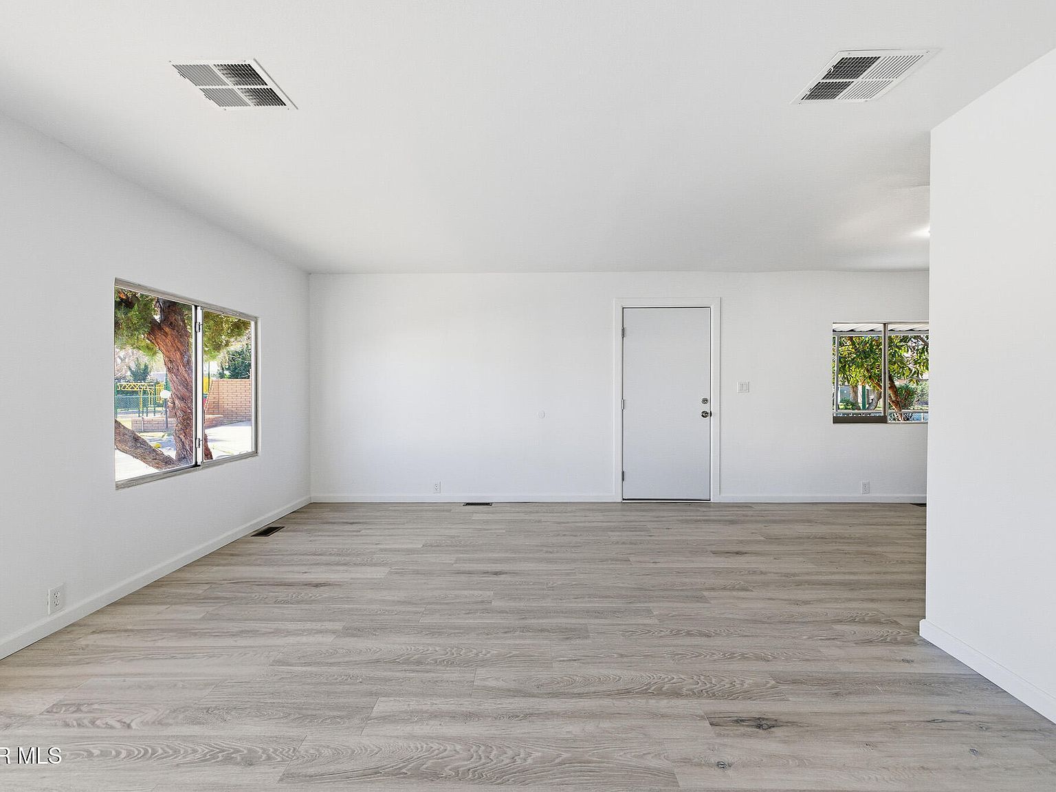 43850 20th St E Space 83 Lancaster, CA 93535 - Thumbnail 5