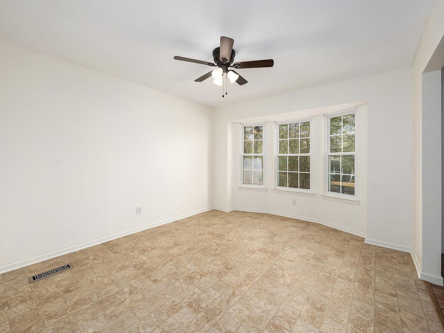 6813 San Moore Dr Pinson, AL 35126 - Thumbnail 5