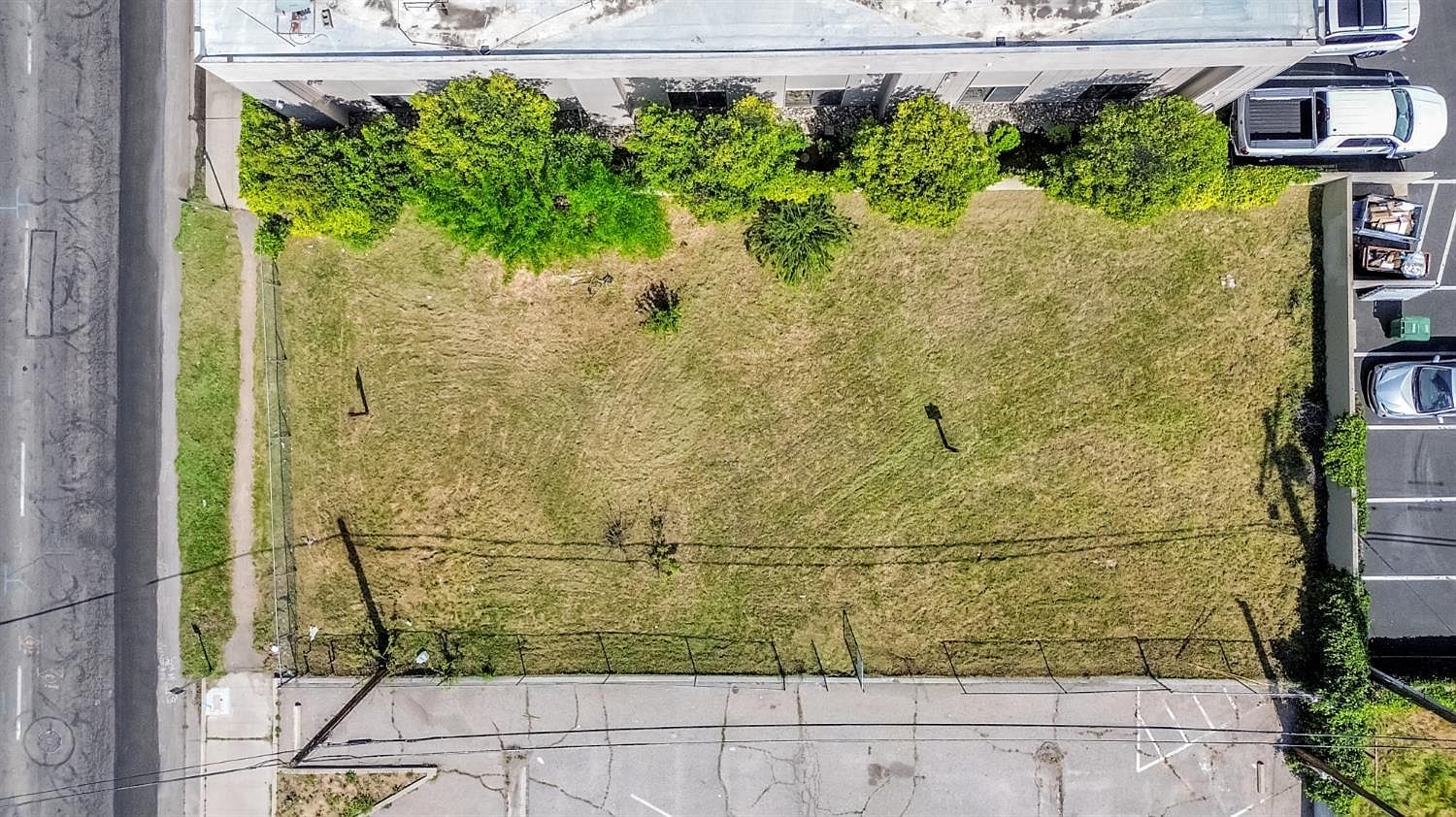 3004 N Maroa Ave Fresno, CA 93704 - Thumbnail 5