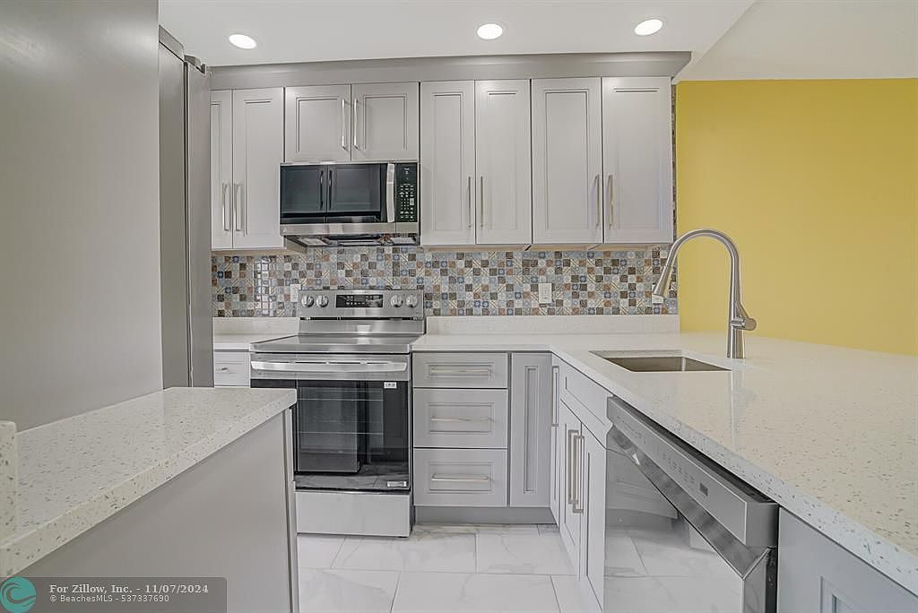 1481 S Ocean Blvd APT 308E Pompano Beach, FL 33062 - Thumbnail 5