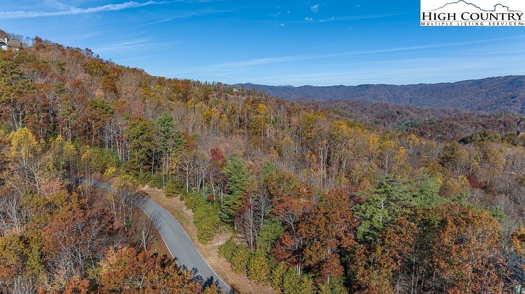 223 Red Cedar Rd Boone, NC 28607 - Thumbnail 5
