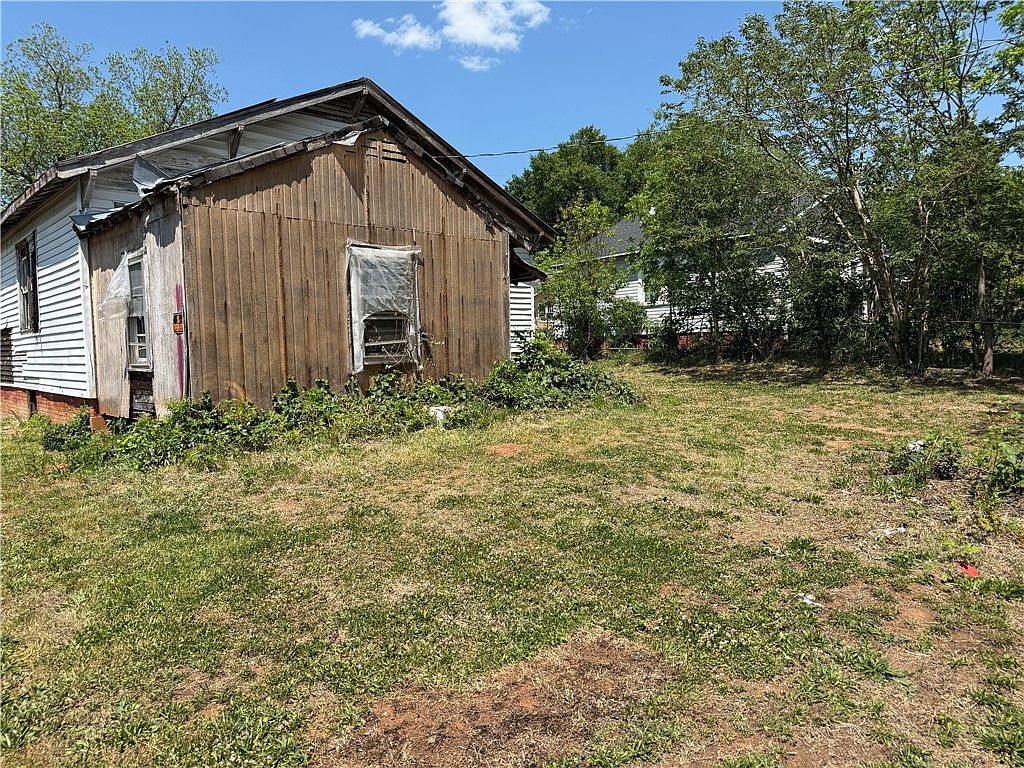 26 Sirrine St Seneca, SC 29678 - Thumbnail 5