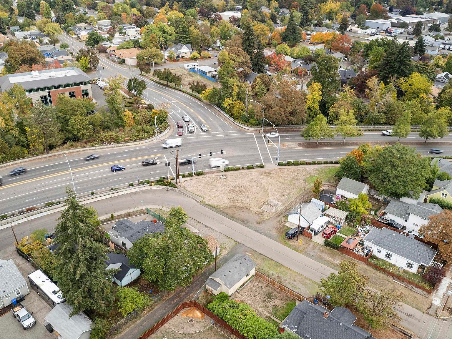 800 17th St SE Salem, OR 97302 - Thumbnail 5