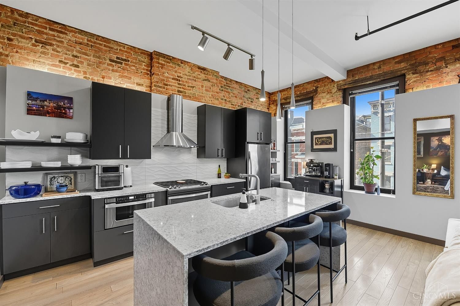 1408 Elm St #3 Cincinnati, OH 45202 - Thumbnail 5