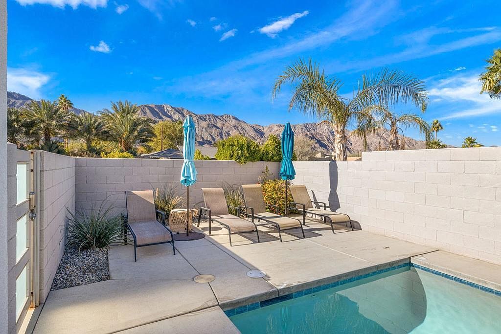 53700 Eisenhower Dr La Quinta, CA 92253 - Thumbnail 5