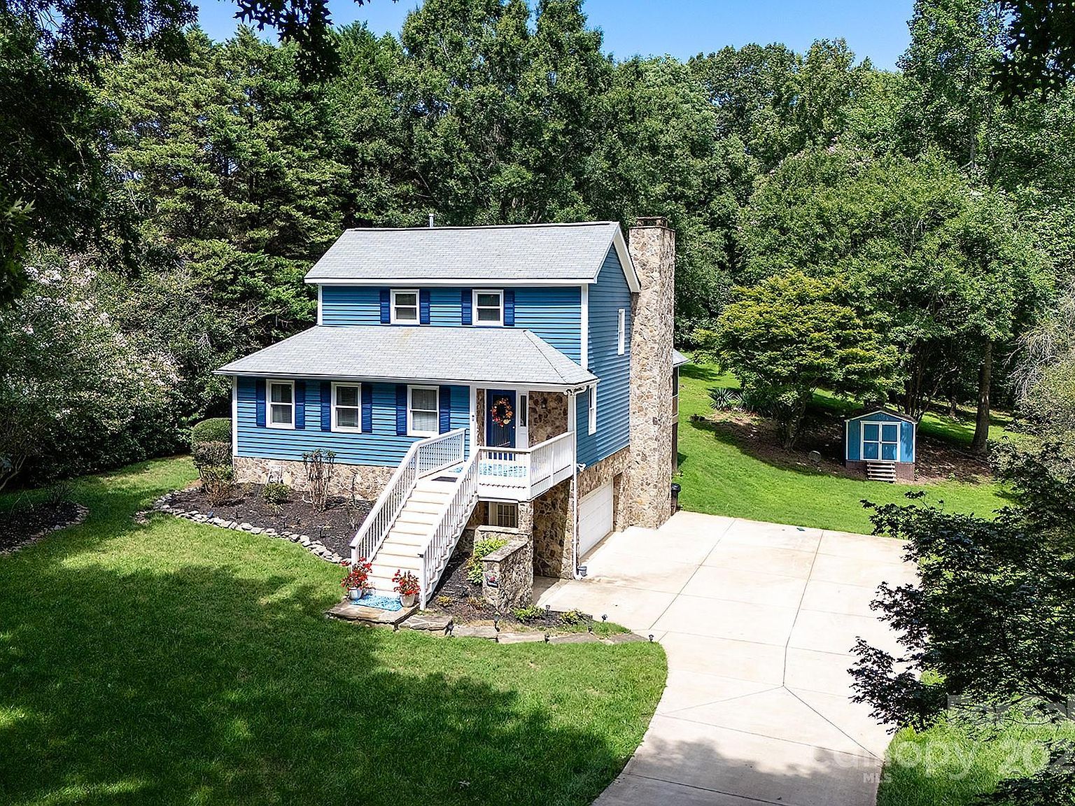 4711 Mountain Point Ln Charlotte, NC 28216 - Thumbnail 5