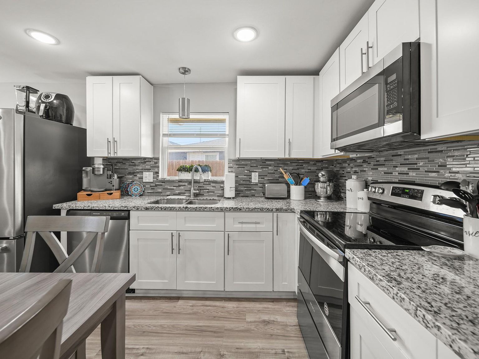 5605 Colfax St Houston, TX 77020 - Thumbnail 5