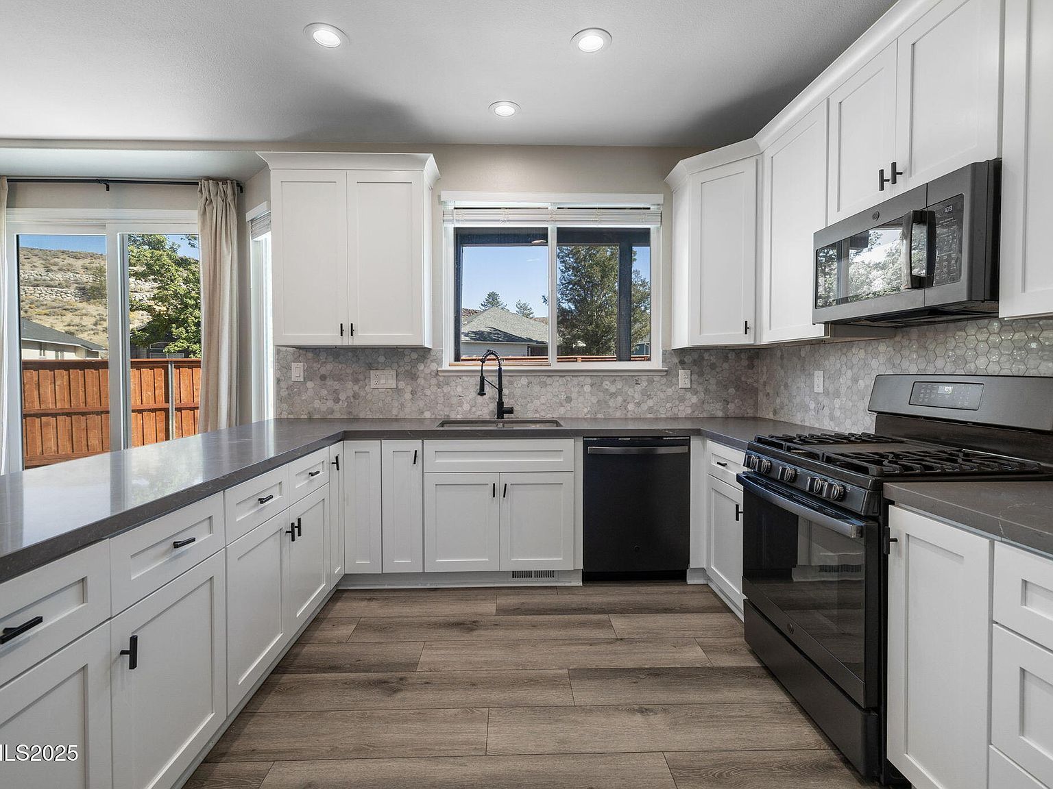 7510 Michaela Dr Reno, NV 89511 - Thumbnail 5