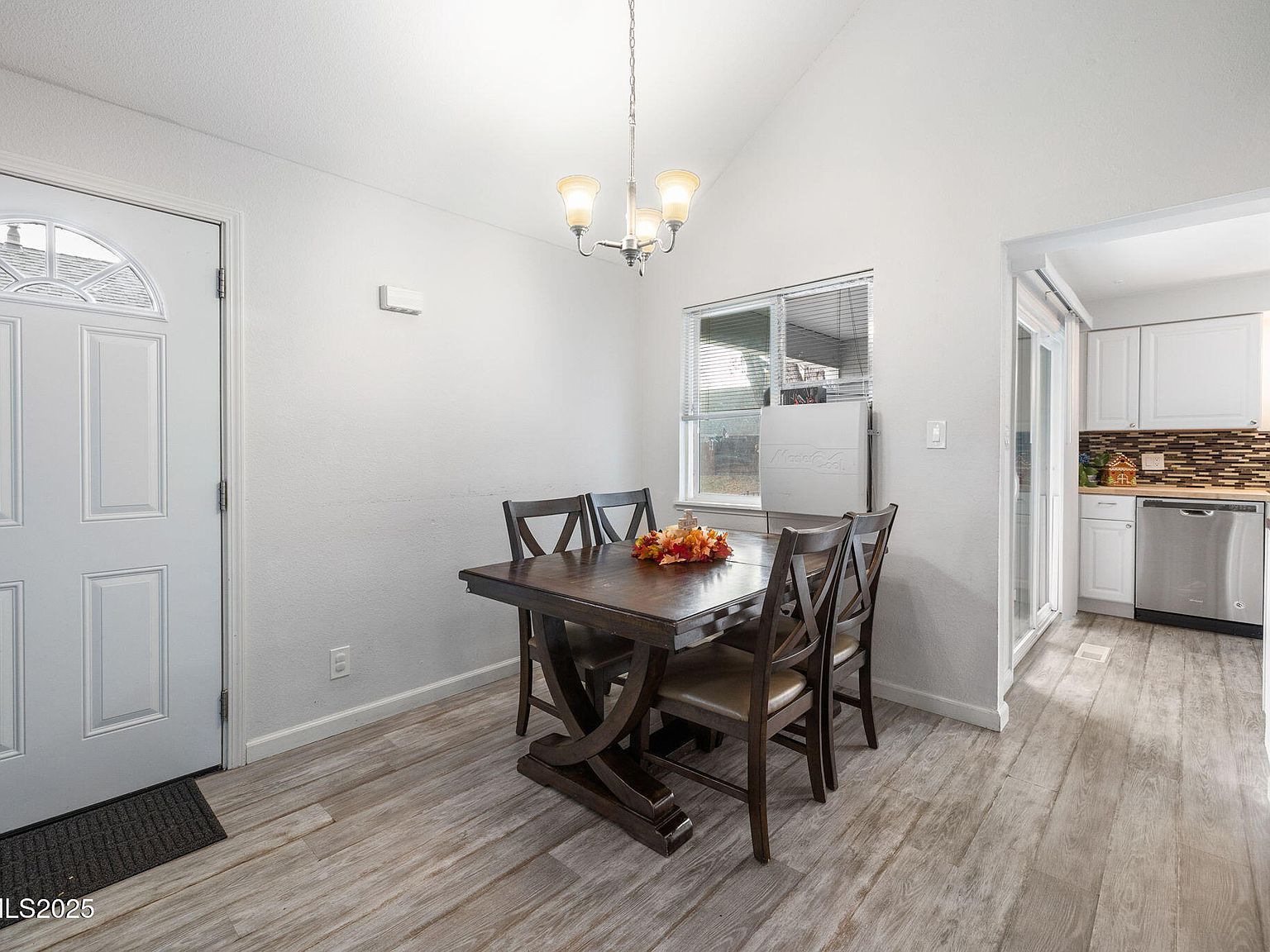 1595 York Way Sparks, NV 89431 - Thumbnail 5