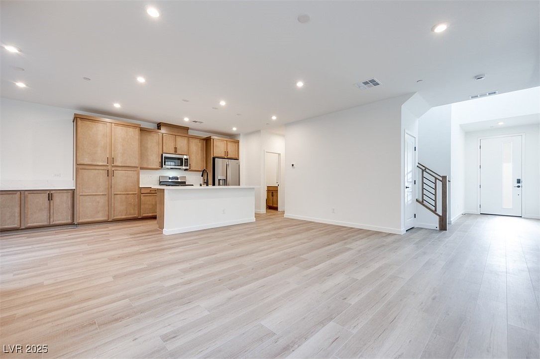 11946 Glide Reflection Ave Las Vegas, NV 89138 - Thumbnail 5