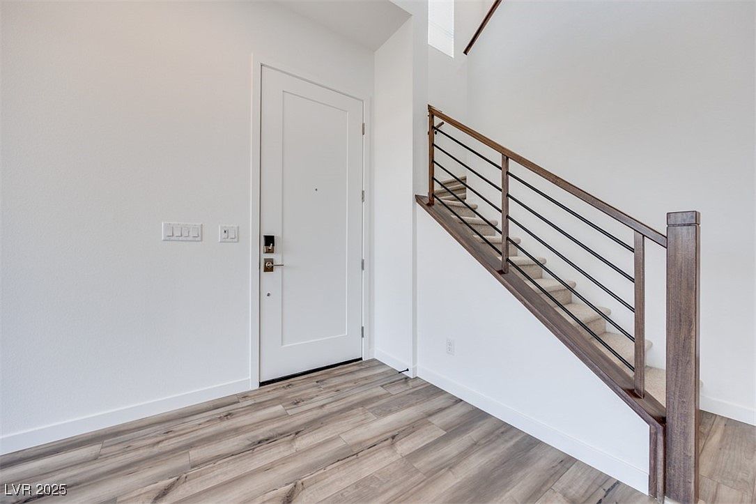 4328 Tallow Falls Ave Las Vegas, NV 89141 - Thumbnail 5