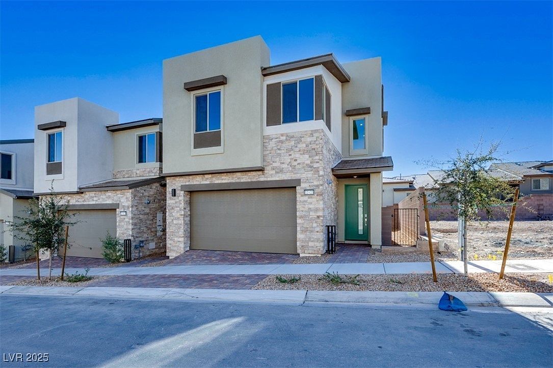 11935 Angle Cliff Ave Las Vegas, NV 89138 - Thumbnail 5