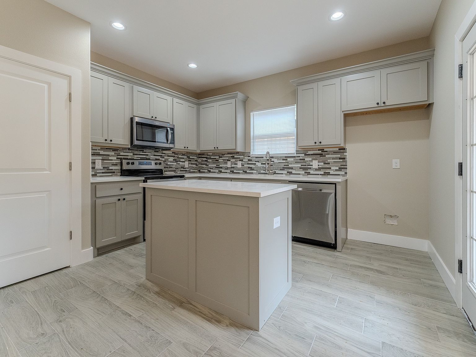 102 Buffalo Springs Rd Mabank, TX 75156 - Thumbnail 5