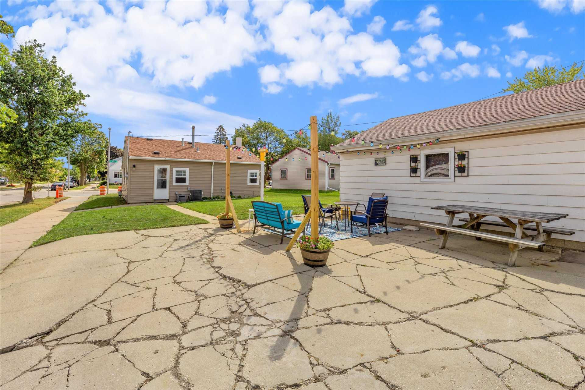 3403 South 20th Street, Milwaukee, WI, USA, 53215 - Thumbnail 5