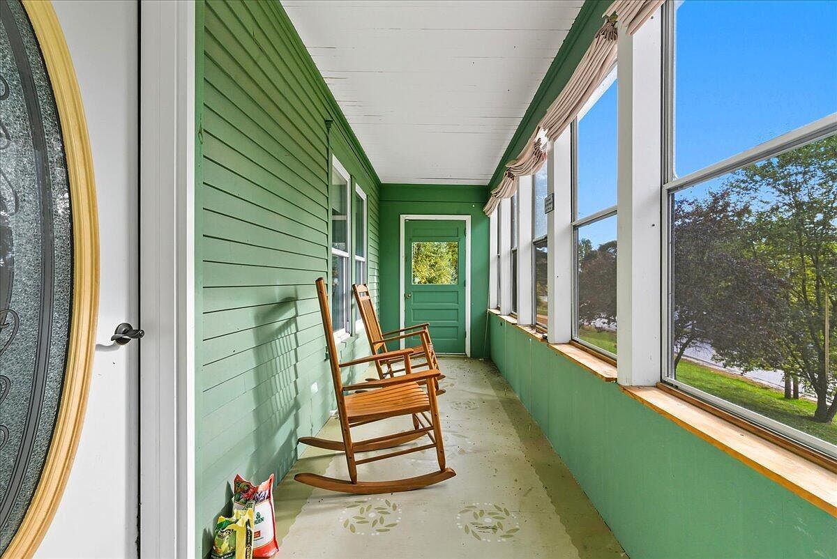 4 Beacon St Livermore Falls, ME 04254 - Thumbnail 5