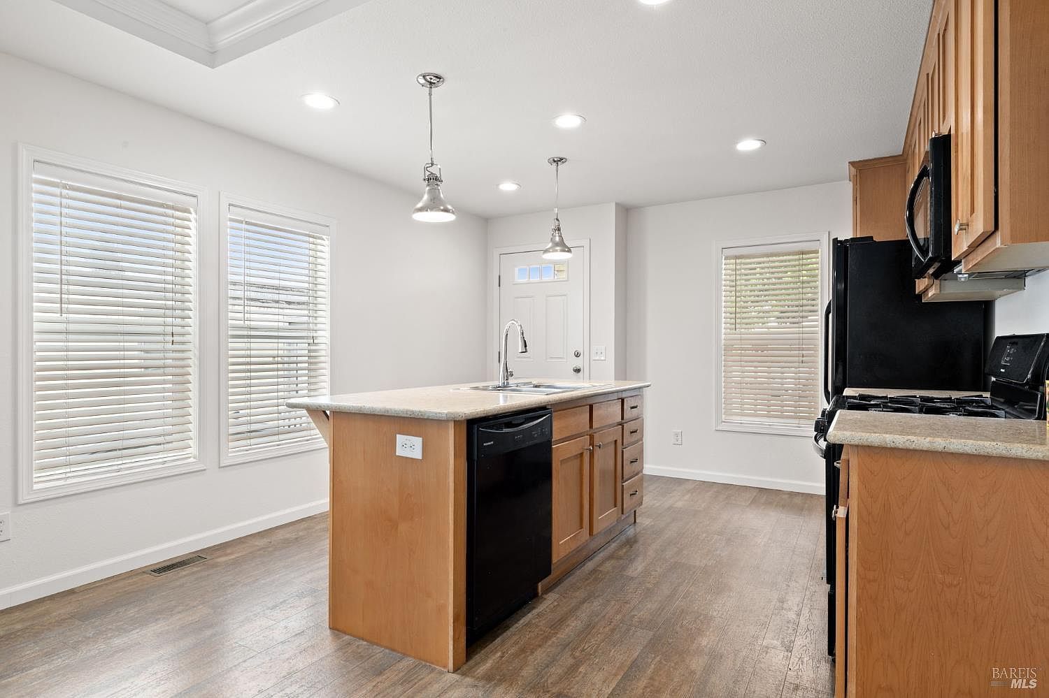 70 Romani Ct Santa Rosa, CA 95407 - Thumbnail 5