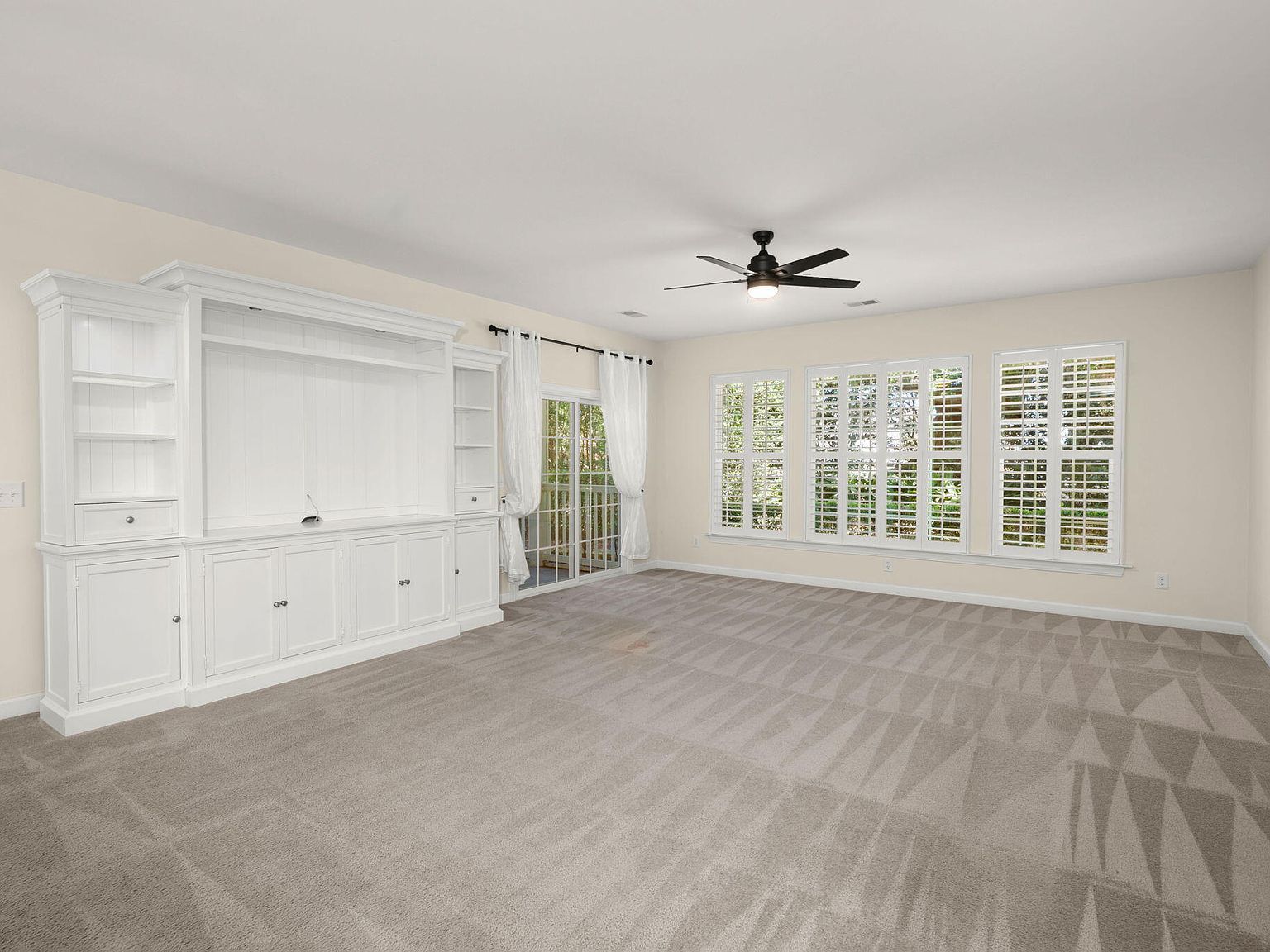 165 Golfview Ln Summerville, SC 29485 - Thumbnail 5