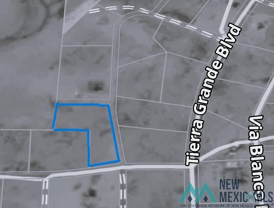 30 Via Verde Roswell, NM 88203  | Land/Lot
