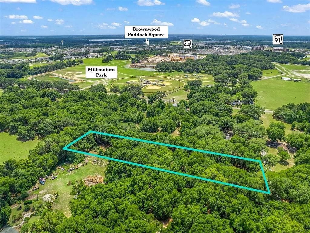 N Saint Clair St Wildwood, FL 34785 - Thumbnail 5