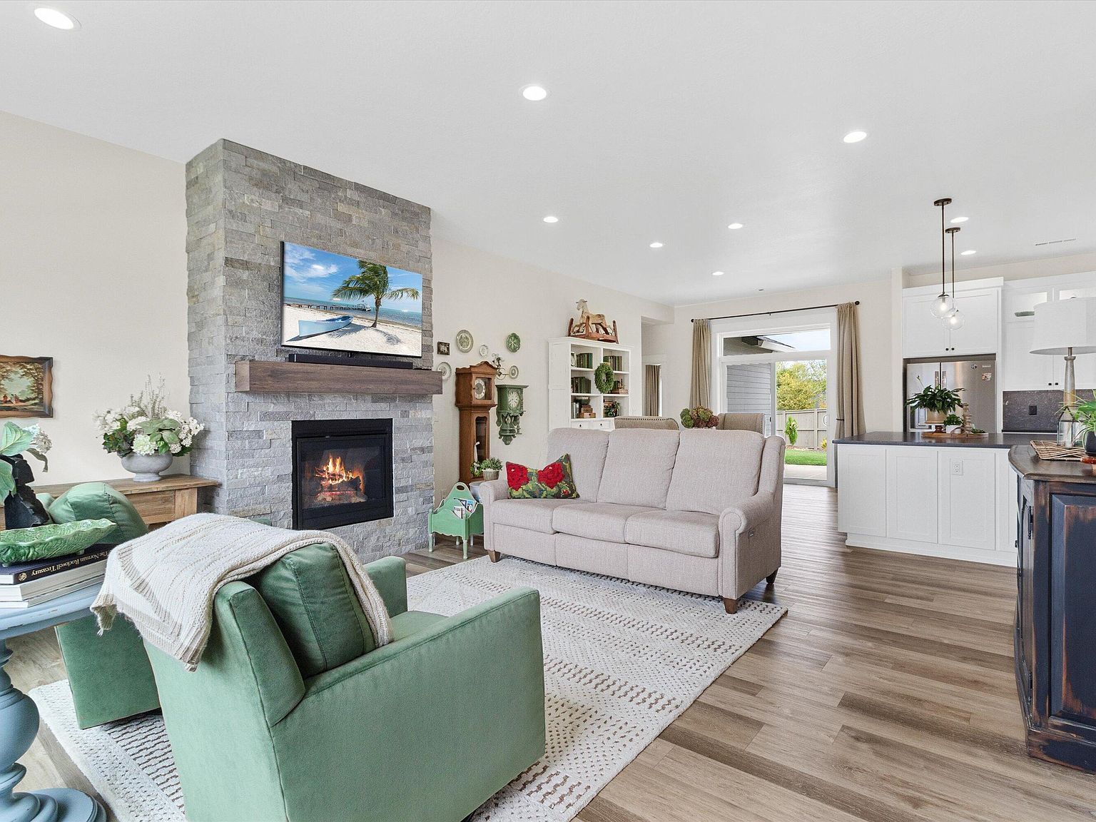 3811 Coal Mine Rd Medford, OR 97504 - Thumbnail 5