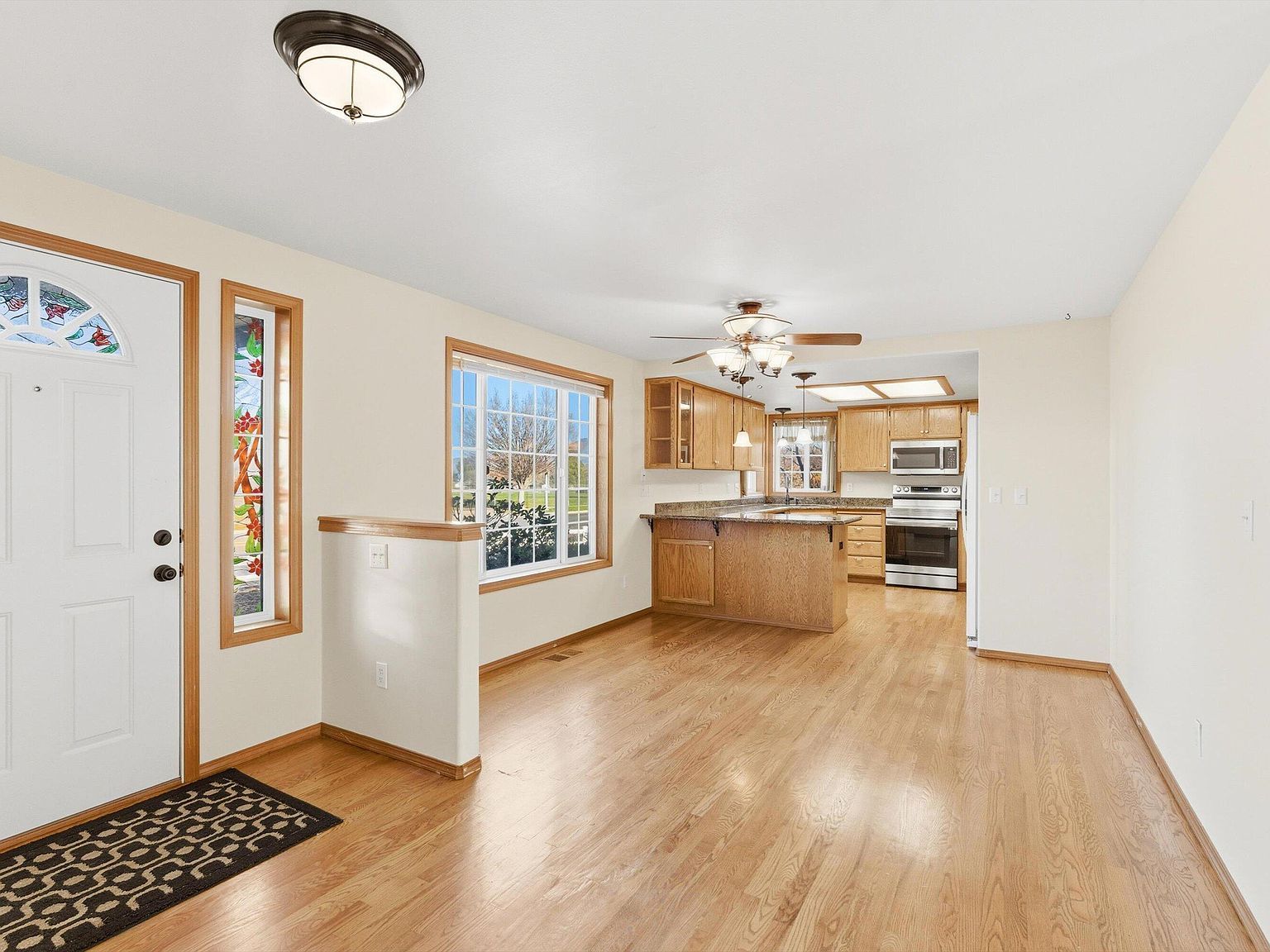 1401 Diamond St Medford, OR 97501 - Thumbnail 5