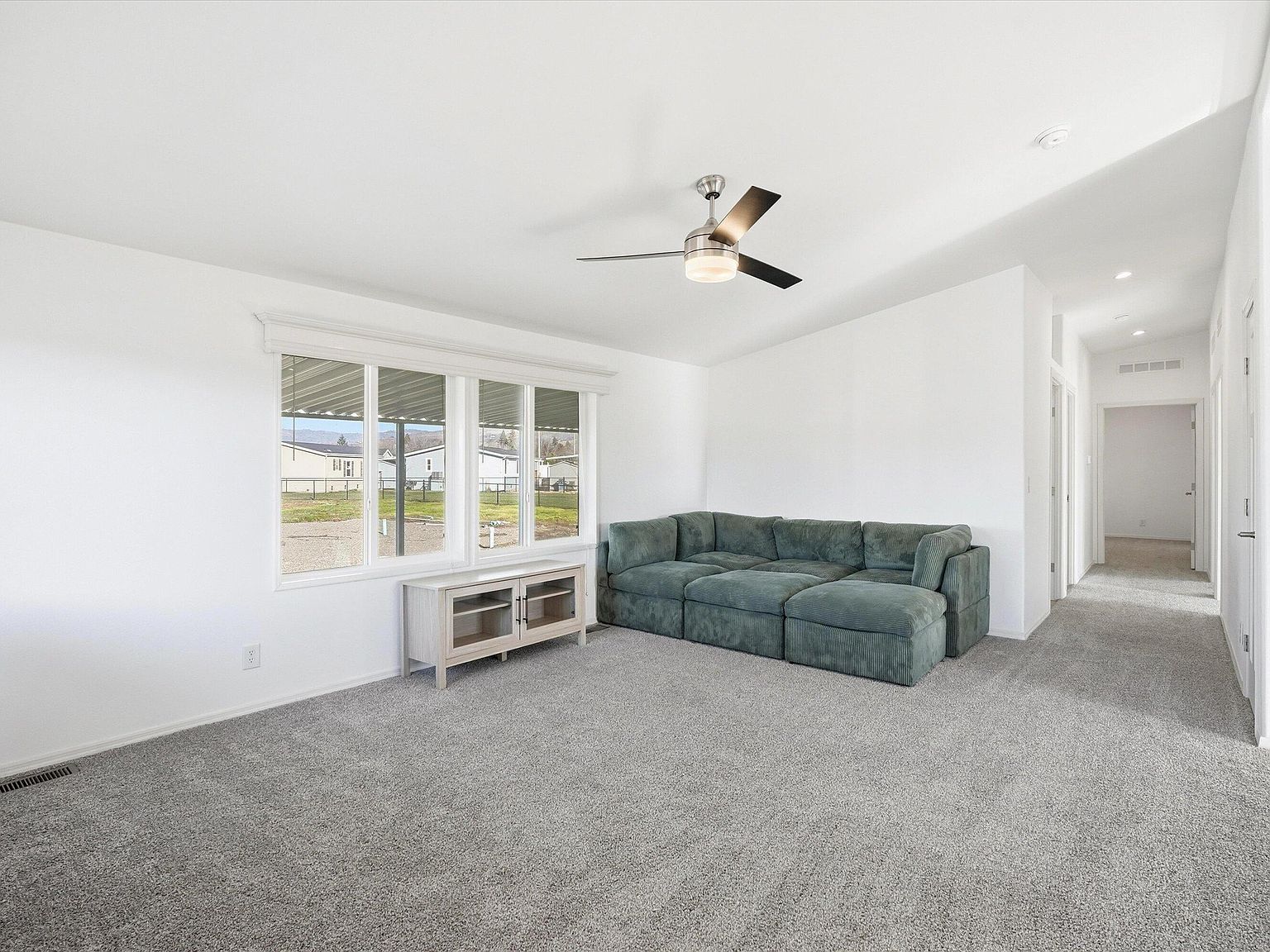 300 Luman Rd Unit 197 Phoenix, OR 97535 - Thumbnail 5