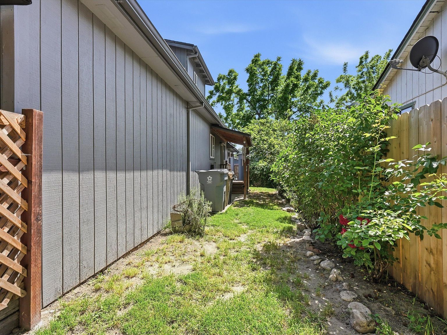 201 SW Dimmick St Grants Pass, OR 97526 - Thumbnail 5