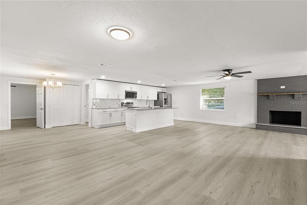 1251 NW 23rd Ave Ocala, FL 34475 - Thumbnail 5