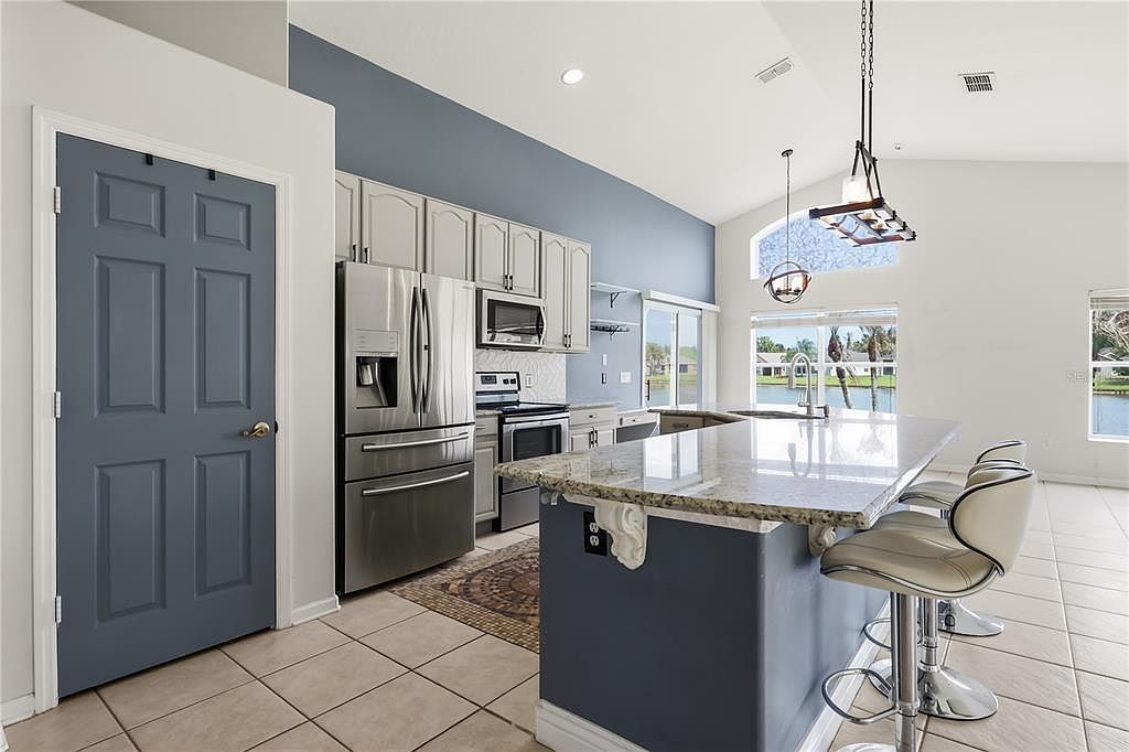 3196 Stonehurst Cir Kissimmee, FL 34741 - Thumbnail 5