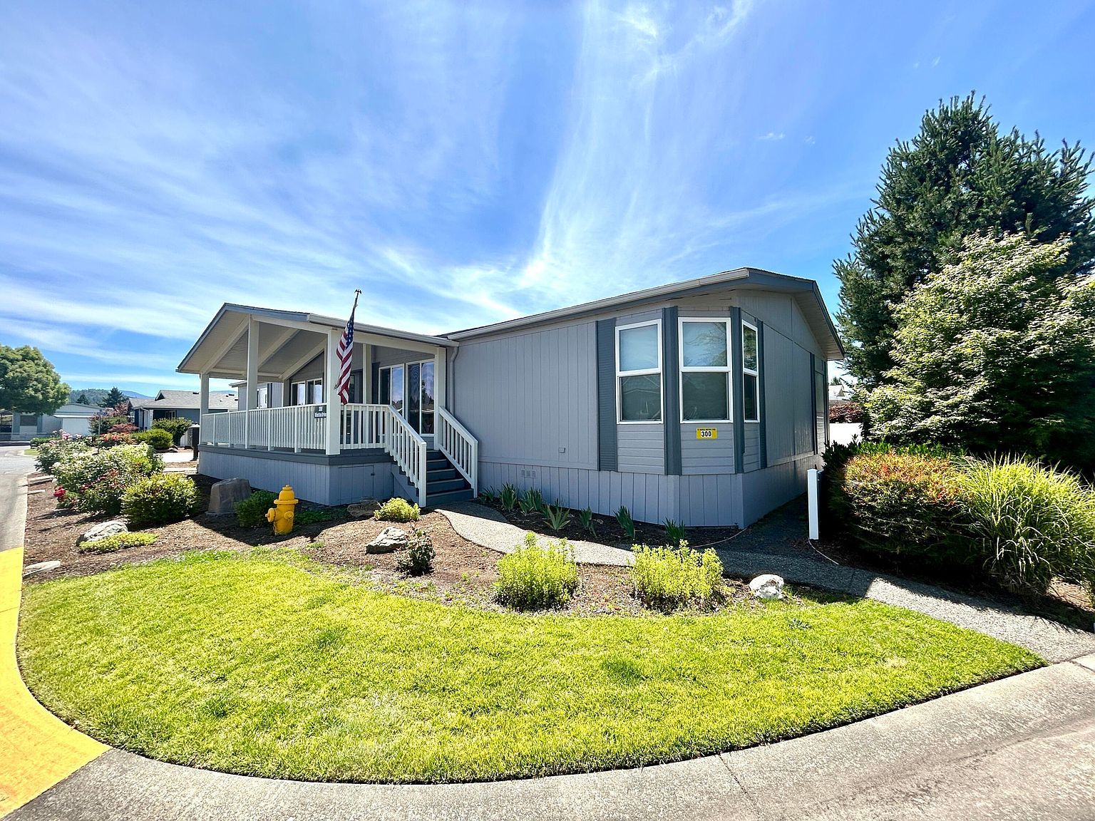 300 Winston Dr Grants Pass, OR 97526 - Thumbnail 5