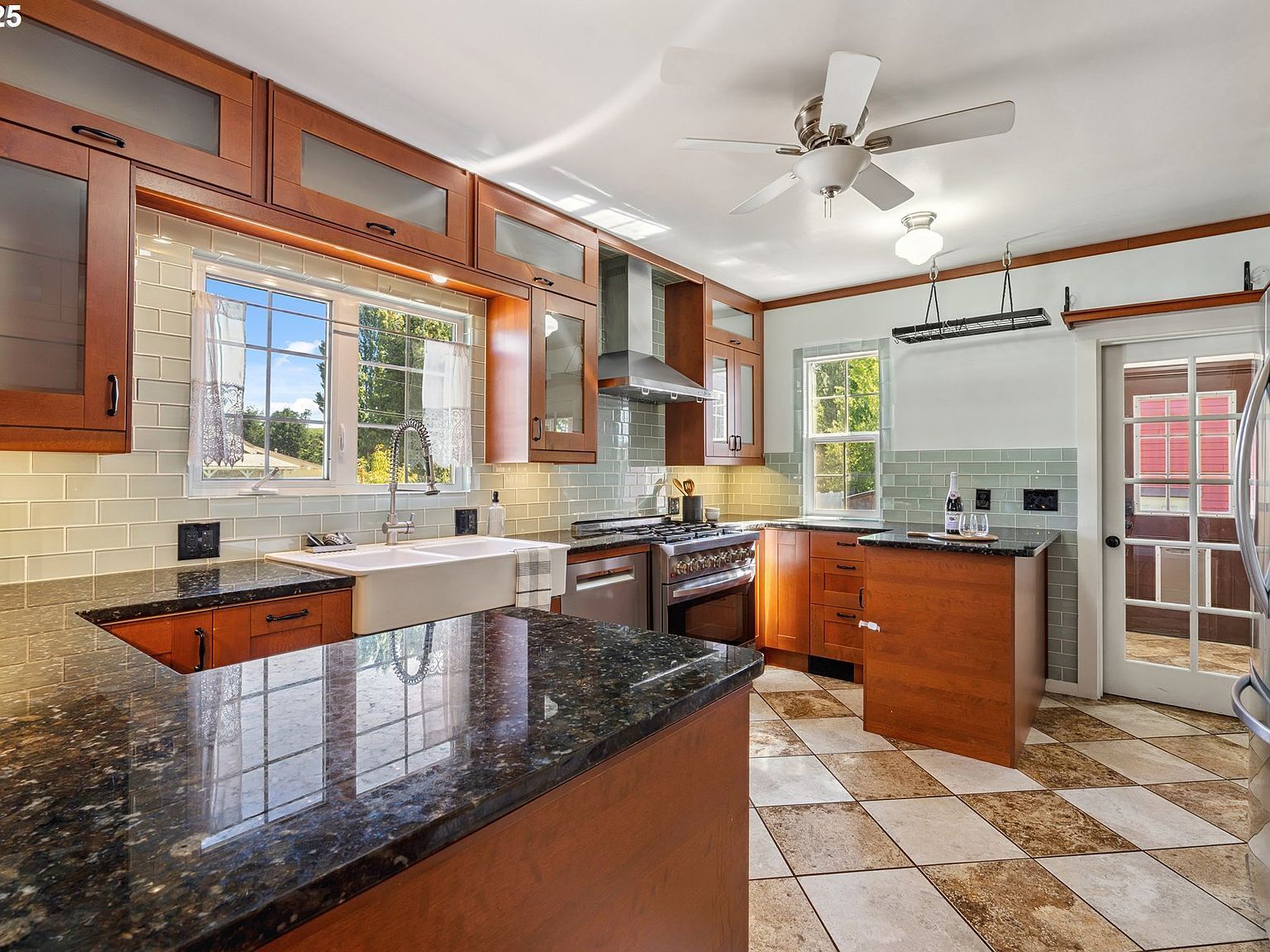 3141 Odell Hwy Hood River, OR 97031 - Thumbnail 5