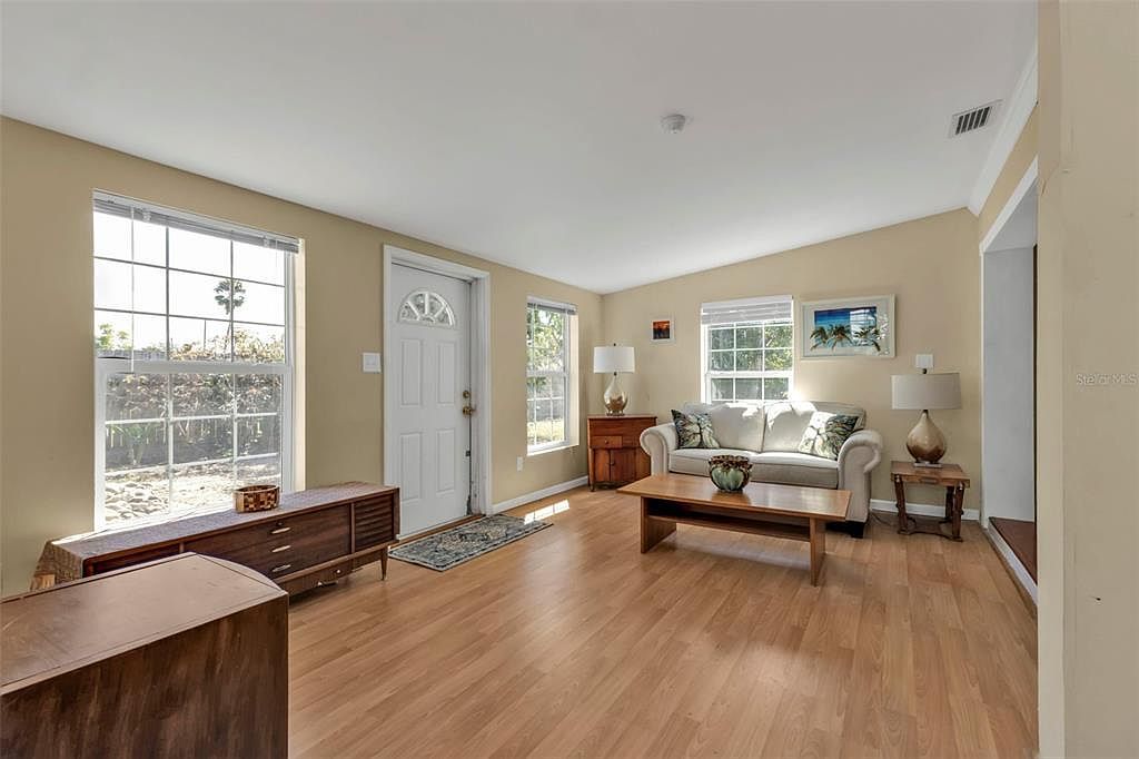 2440 Ednor St Pt Charlotte, FL 33952 - Thumbnail 5