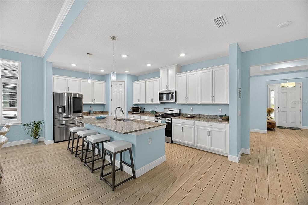 6115 Sea Air Dr Apollo Beach, FL 33572 - Thumbnail 5