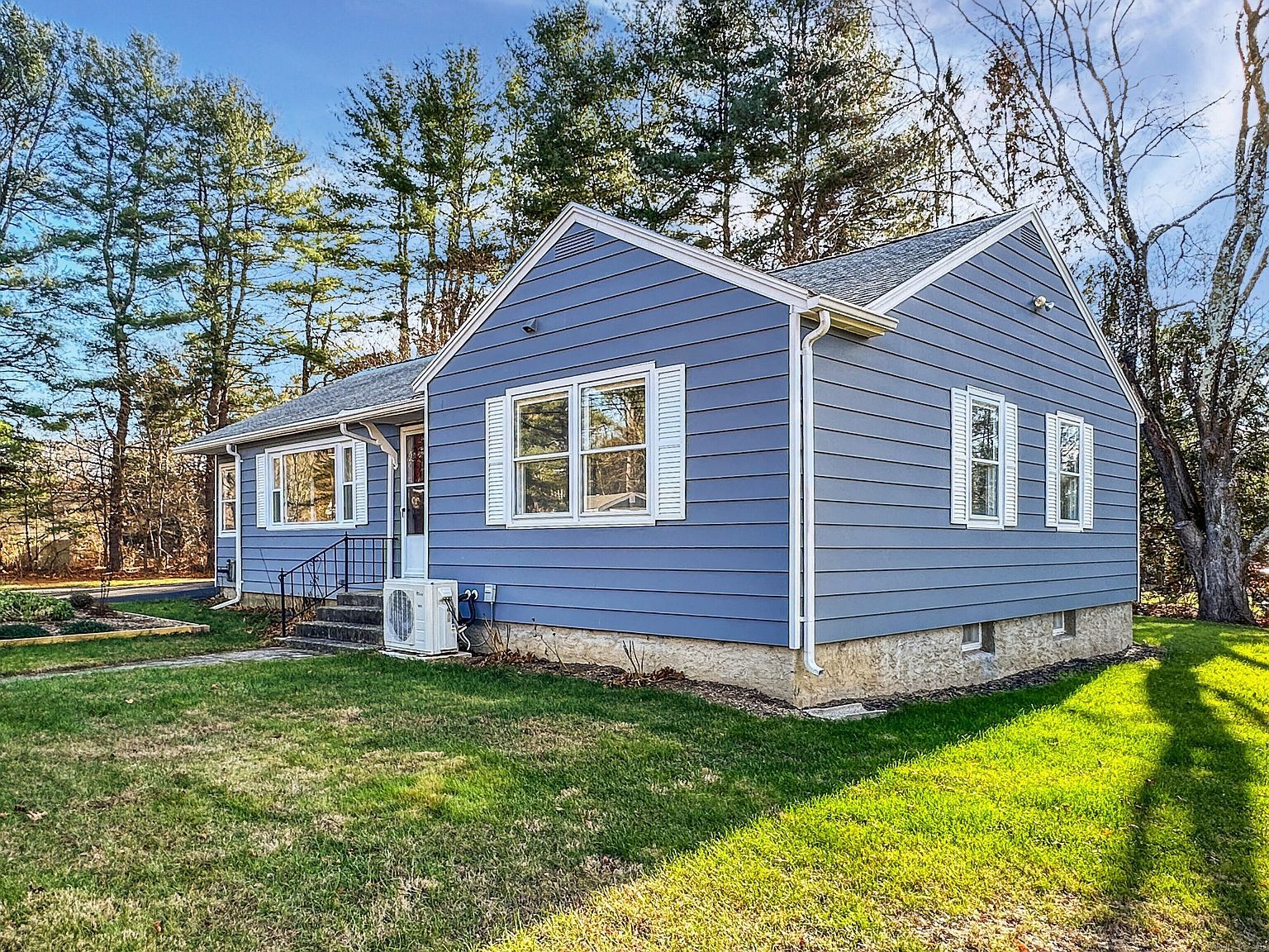 5 Chappell St Chaplin, CT 06235 - Thumbnail 5