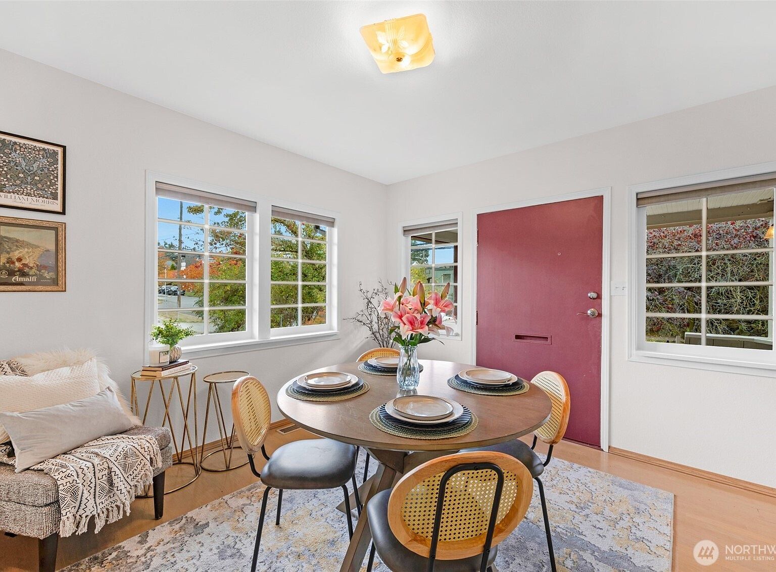 8007 Fremont Ave N Seattle, WA 98103 - Thumbnail 5