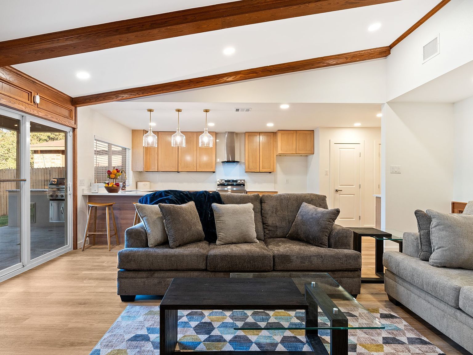 8629 Baumgarten Dr Dallas, TX 75228 - Thumbnail 5