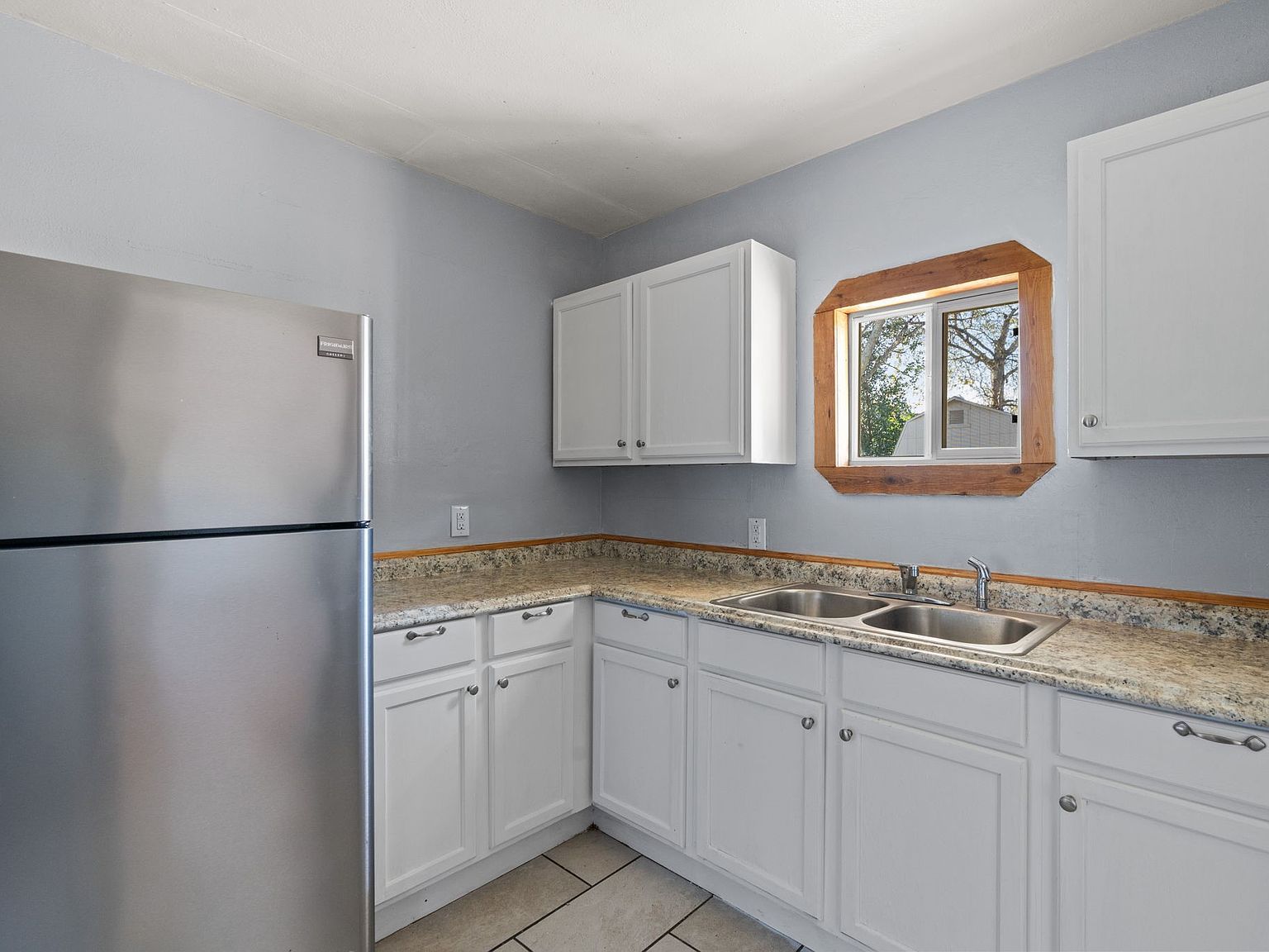 2725 Bowling Green Ave Dallas, TX 75216 - Thumbnail 5