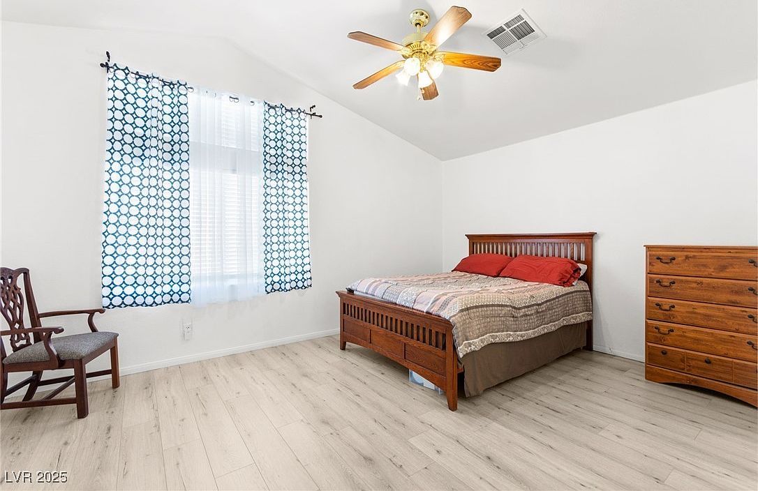 8370 Lost Lake Ct Las Vegas, NV 89147 - Thumbnail 5