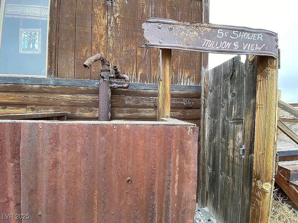 1360 Wild Horse Run Dyer, NV 89010 - Thumbnail 5