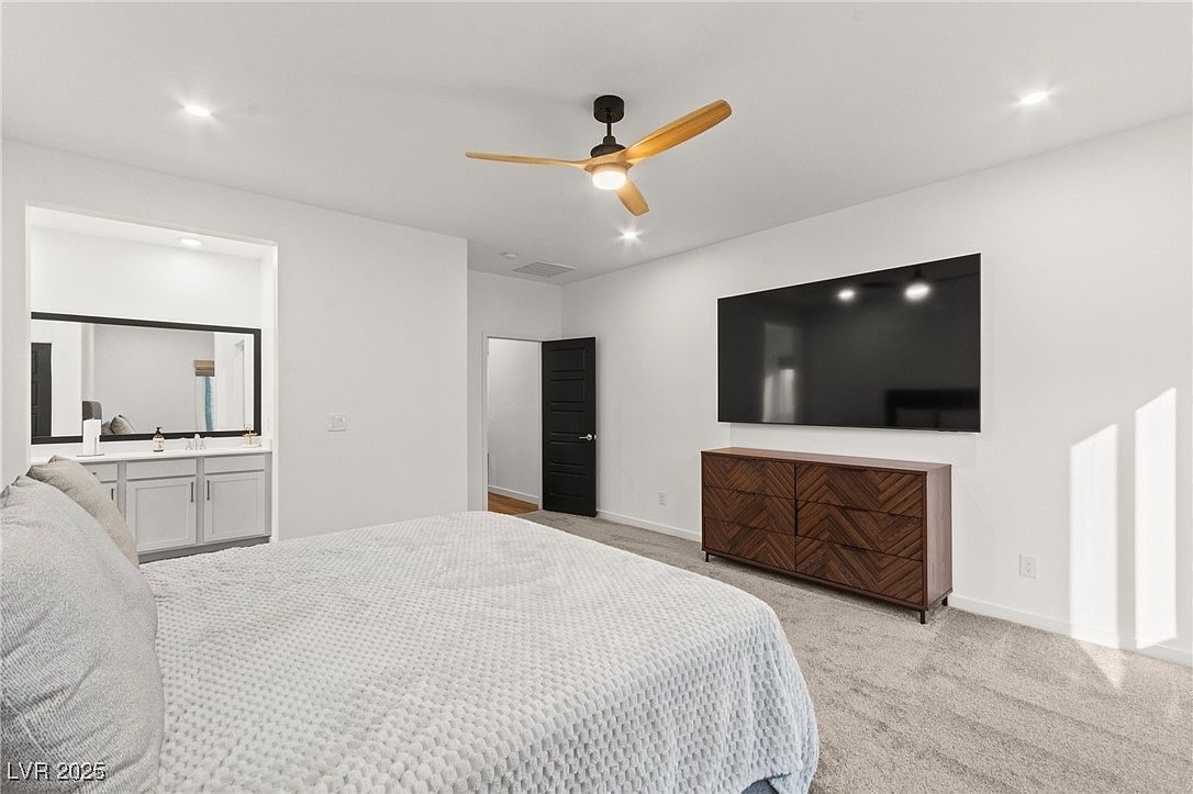 3525 Raina Ridge Ct Las Vegas, NV 89121 - Thumbnail 5