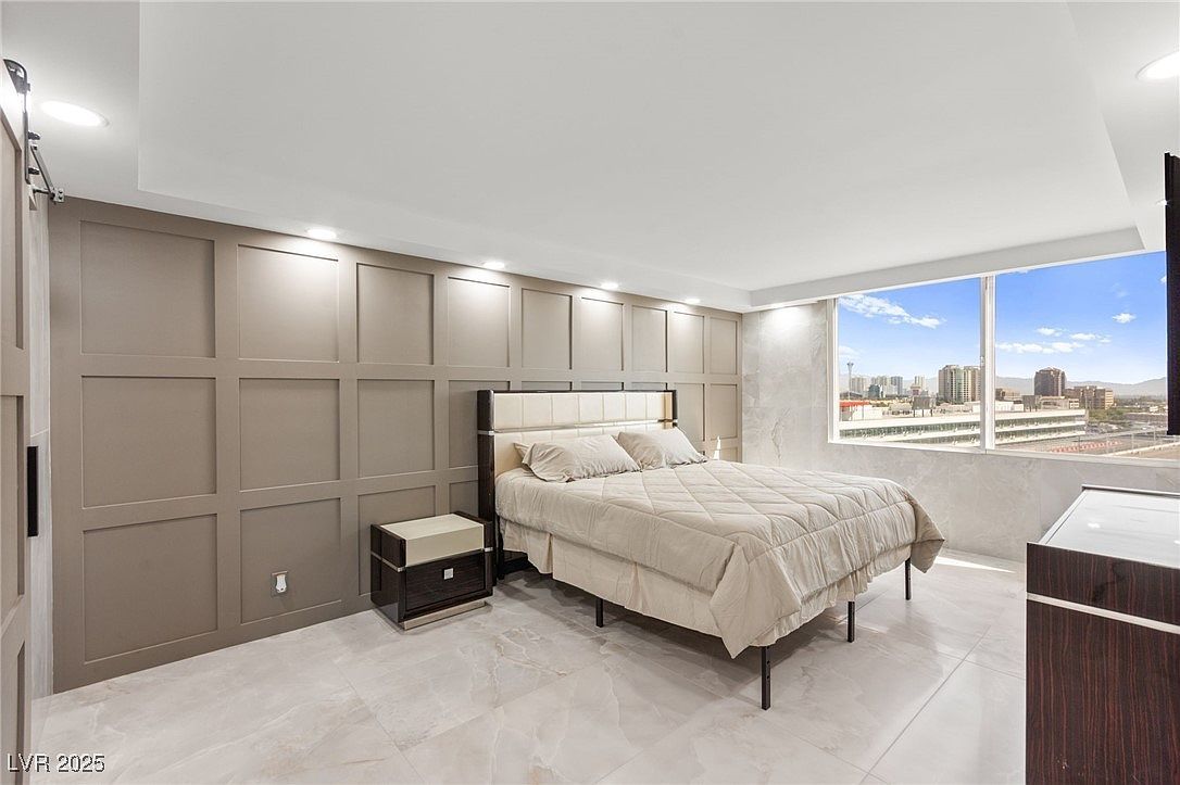205 E Harmon Ave APT 1012 Paradise, NV 89169 - Thumbnail 5