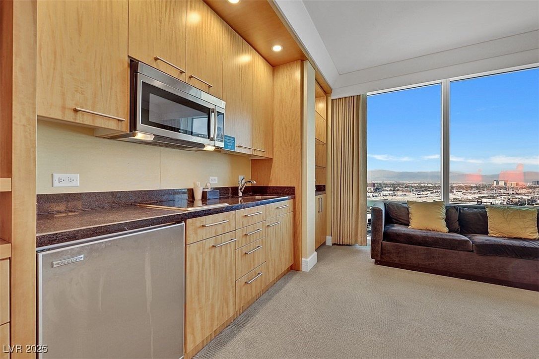 2000 N Fashion Show Dr Unit 2514 Las Vegas, NV 89109 - Thumbnail 5