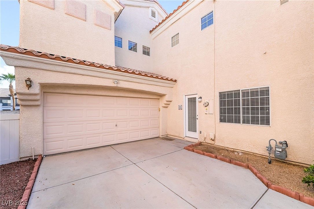 5854 Gentleslope St Henderson, NV 89011 - Thumbnail 5