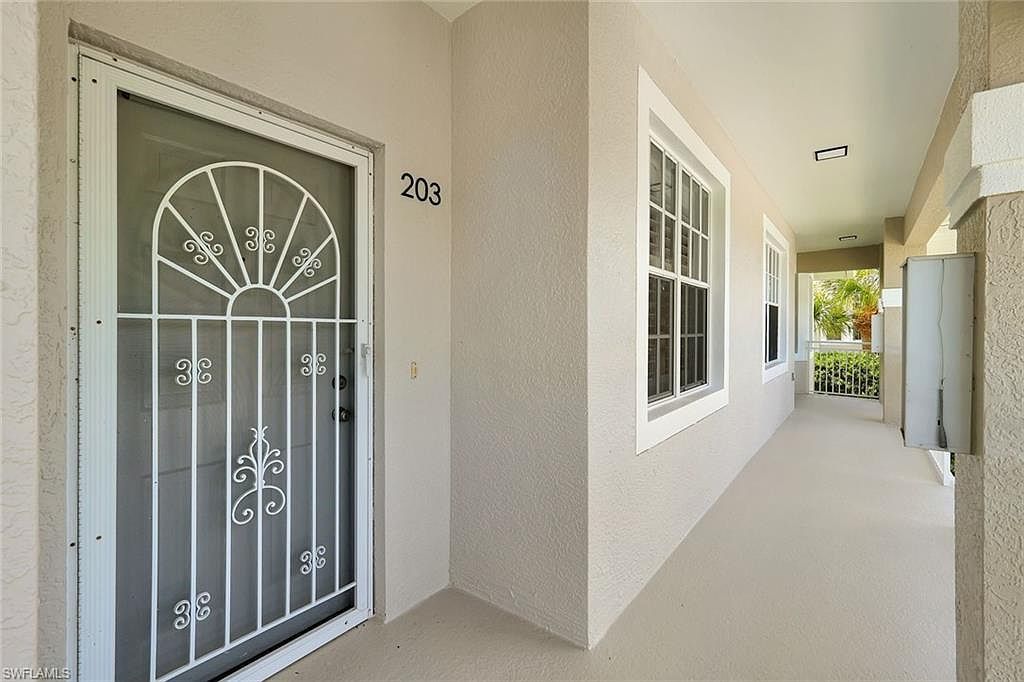 2300 Carrington Ct APT 203 Naples, FL 34109 - Thumbnail 5