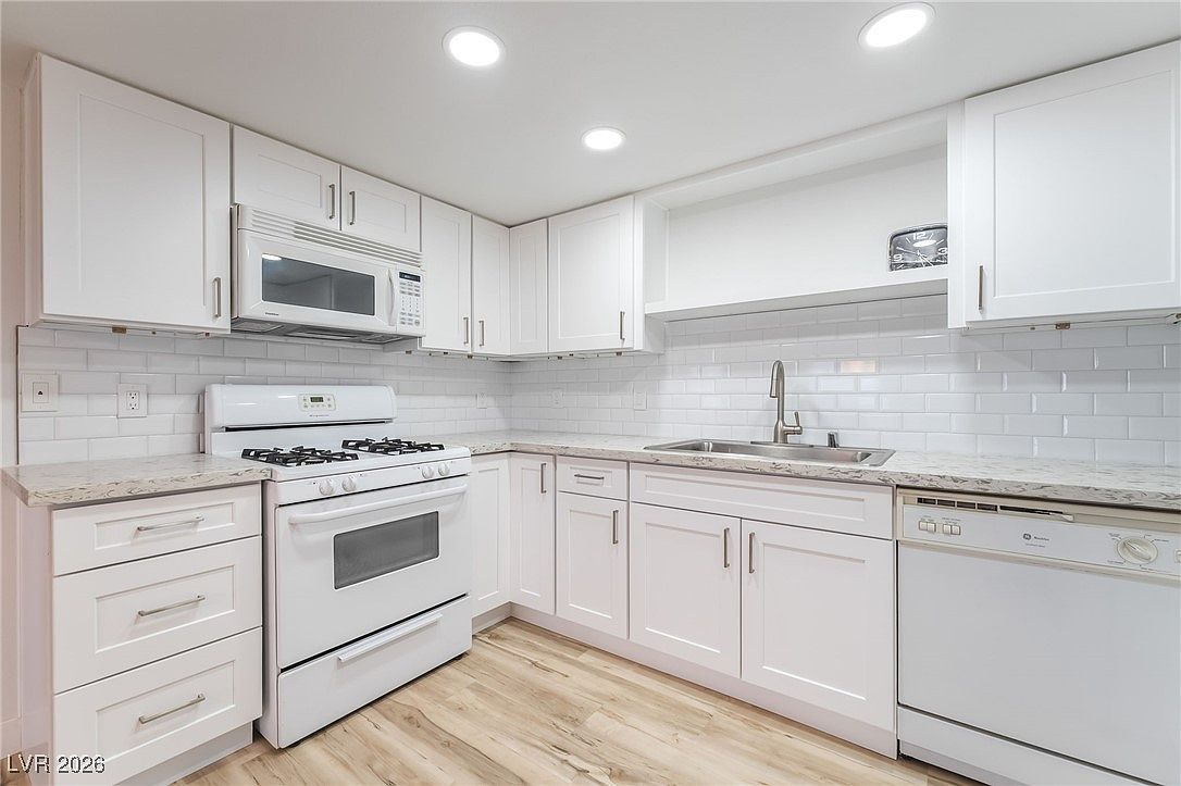 6633 W Tropicana Ave UNIT 101 Las Vegas, NV 89103 - Thumbnail 5