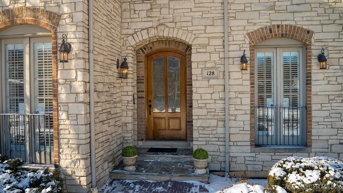 128 S Clay St Hinsdale, IL 60521 - Thumbnail 5